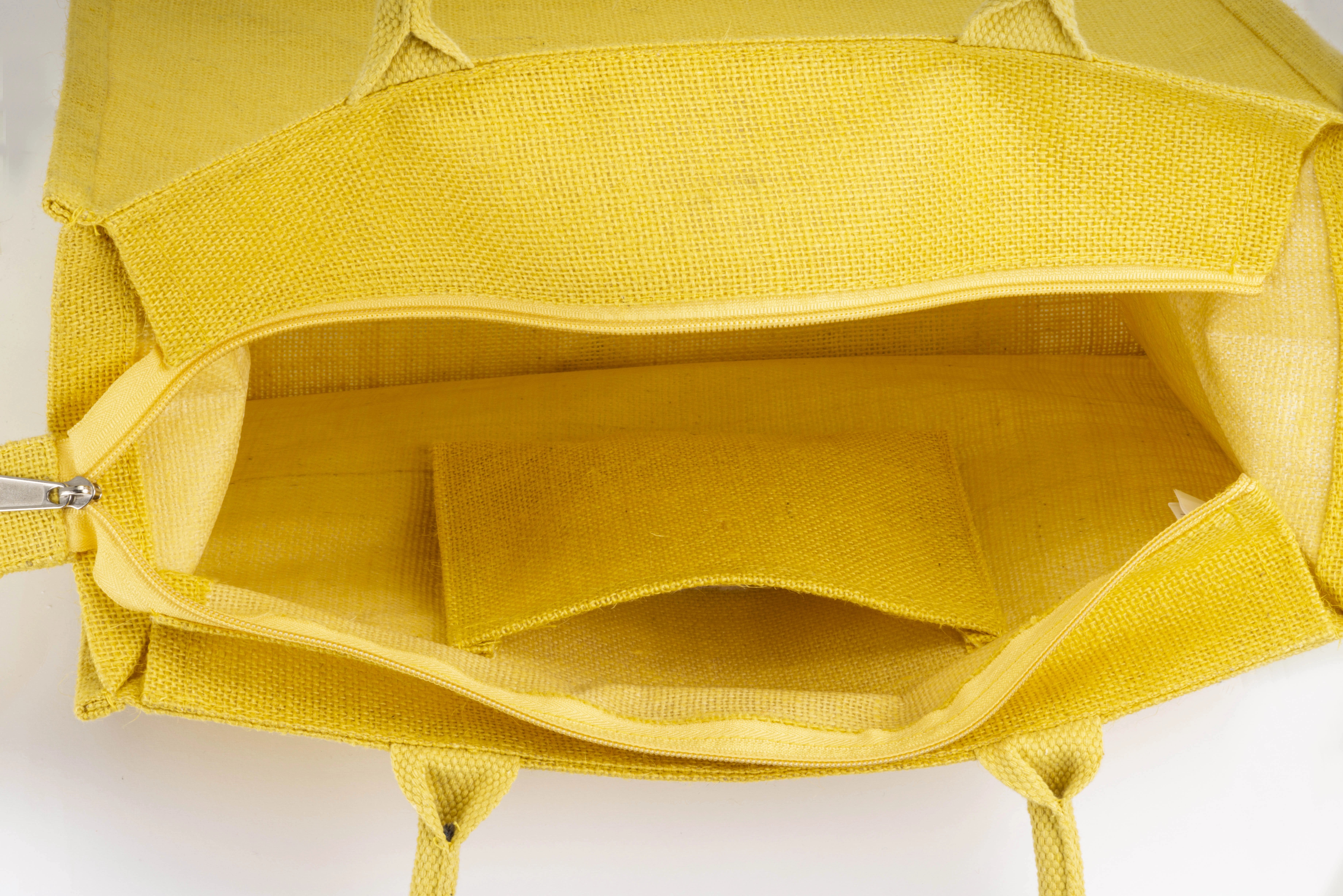 Immagine Borsa in juta con manici in cotone. Dotata di chiusura a zip