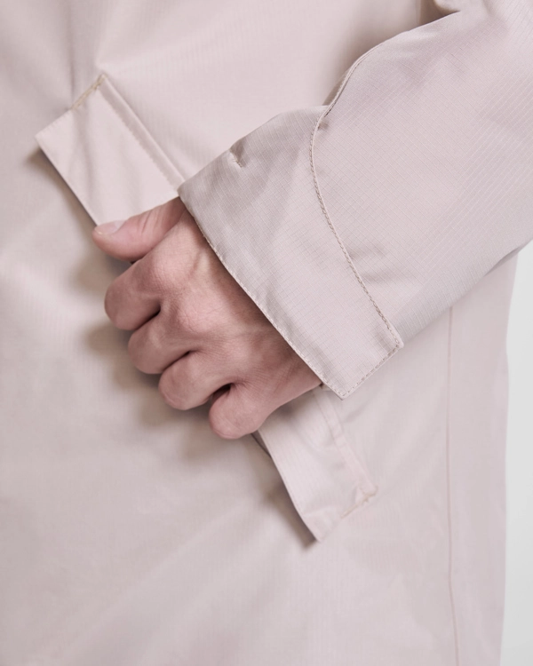 Immagine Parka imbottito impermeabile. Collo alto con cappuccio ripiegabile e chiusura a velcro - AMERICA