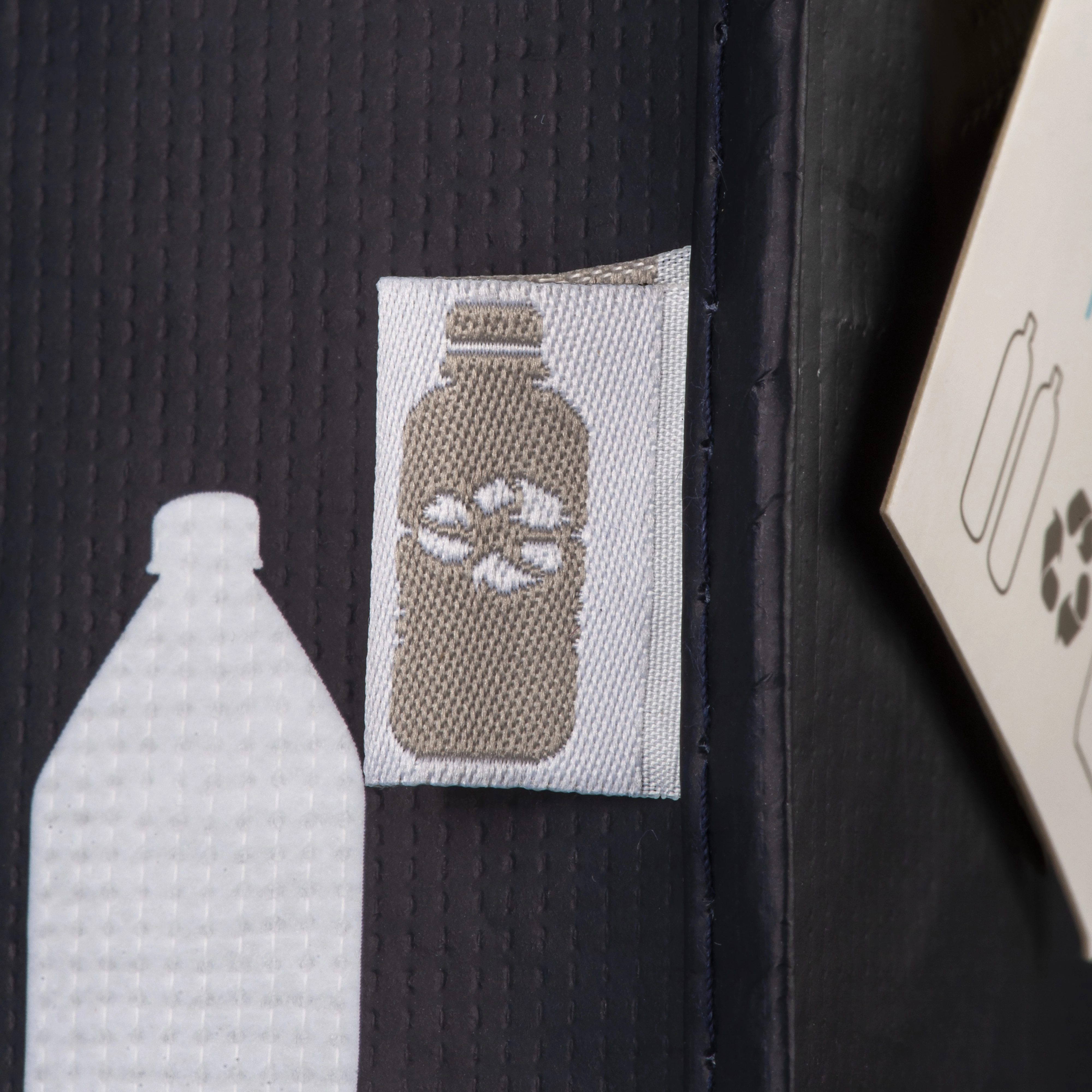 Immagine Shopper con soffietto in R-PET (plastica riciclata), manici lunghi