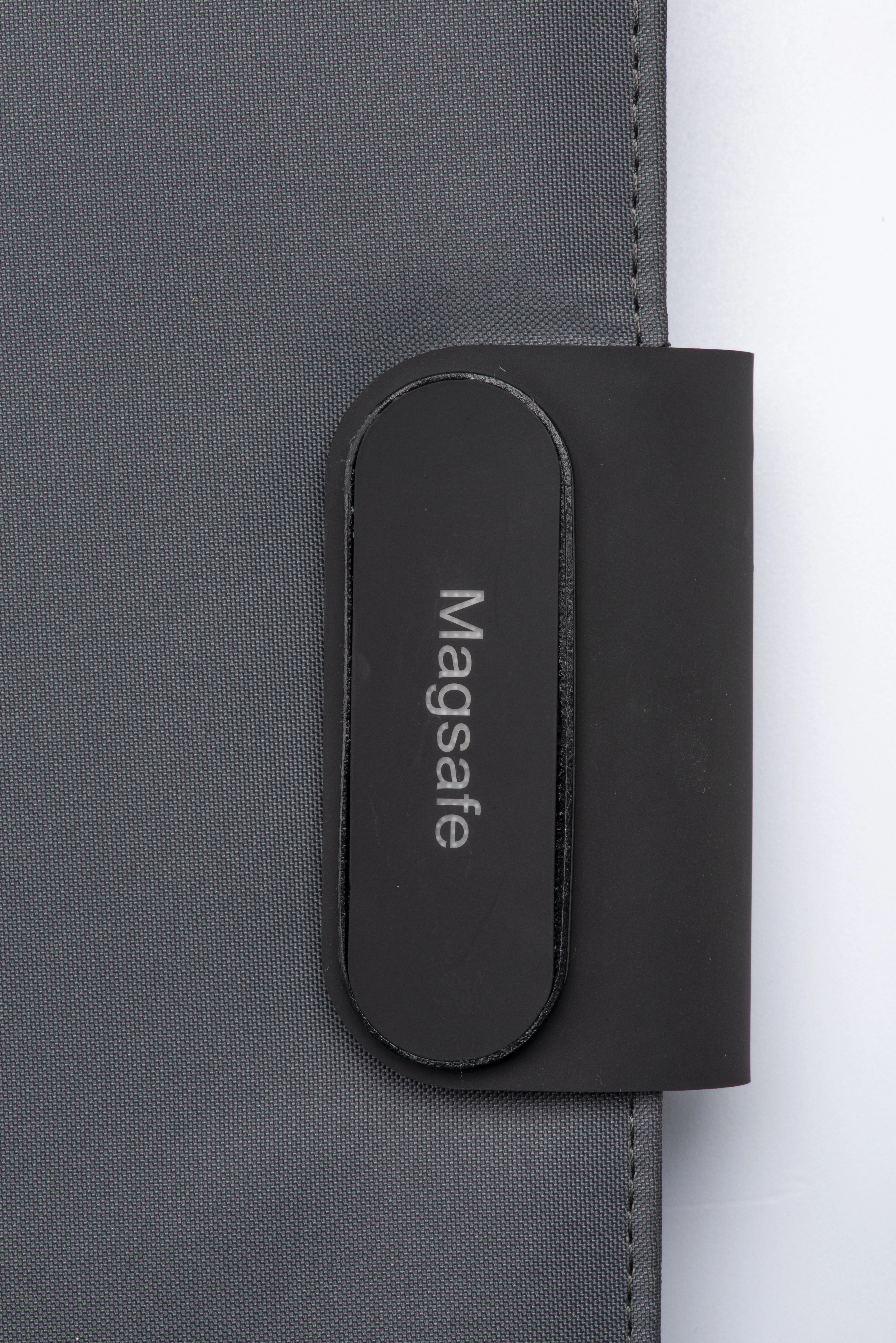 Immagine Cartella porta blocco A5 in R-PET con magnete di chiusura che si illumina personalizzabile