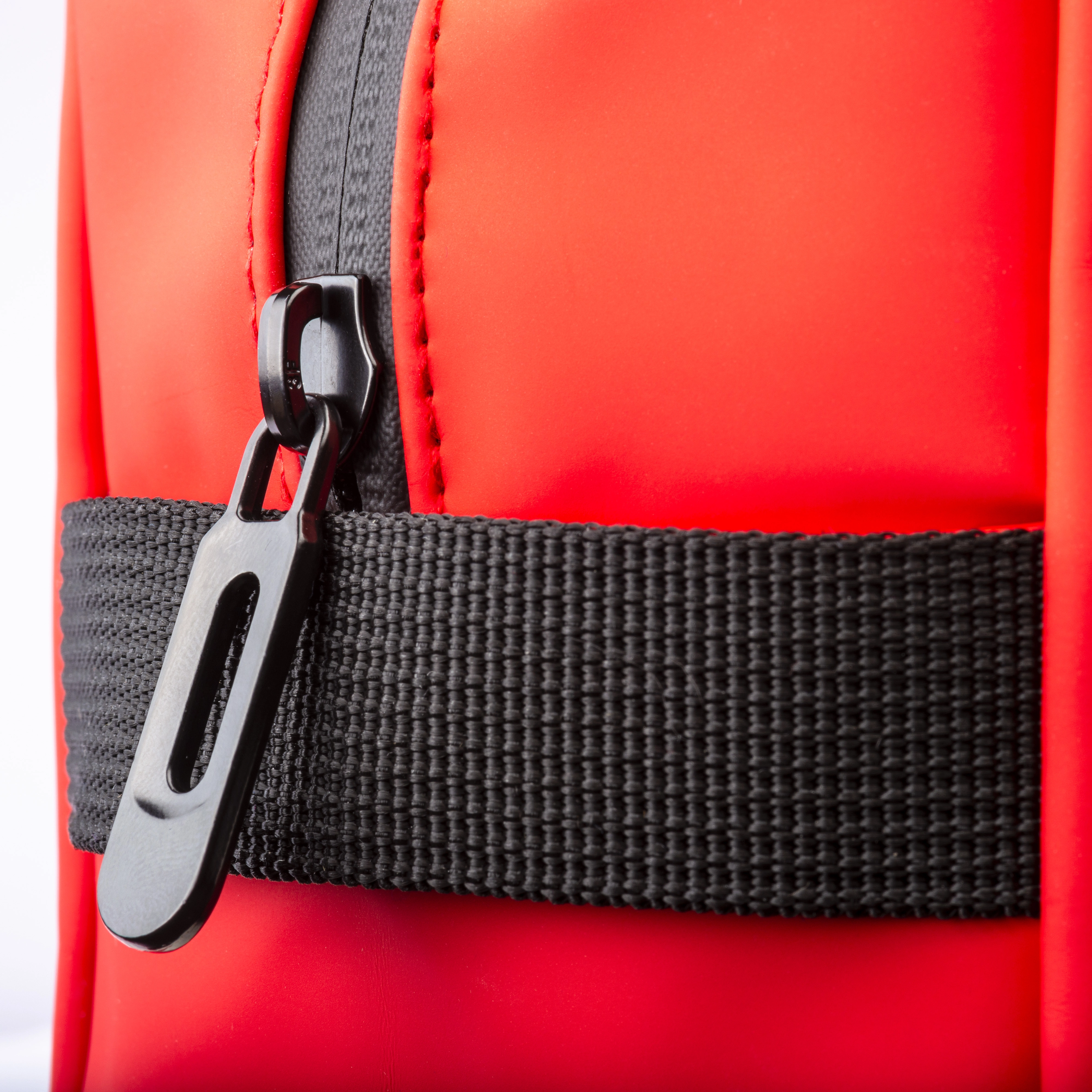 Immagine Beauty case in Soft PU water resistant con maniglia laterale