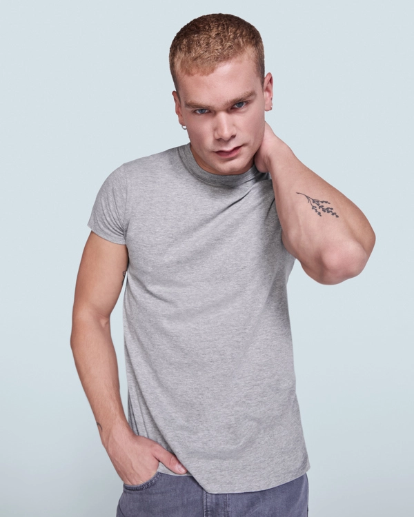 Immagine T-shirt manica corta, Girocollo doppio. 150 g/m²