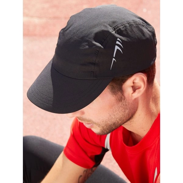 3-panel-cap-with-uv-protection-8.webp