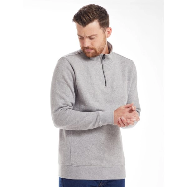 the-quarter-zip-sweat-2.webp