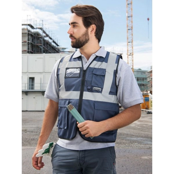 multi-functional-vest-berlin-5.webp