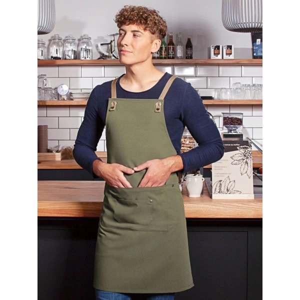 bib-apron-with-crossed-ribbons-and-big-pocket-7.webp