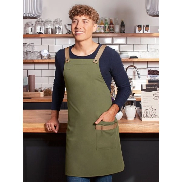 bib-apron-with-crossed-ribbons-5.webp