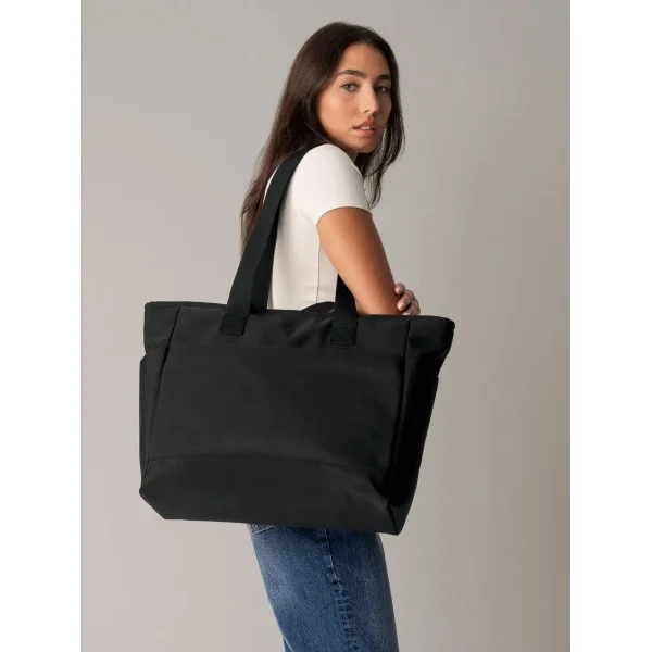 simplicity-tote-2.jpg