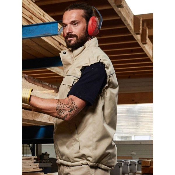 workwear-vest-5.webp