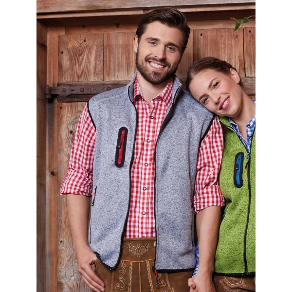 mens-knitted-fleece-vest-6.webp