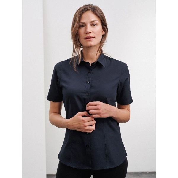 ladies-shirt-shortsleeve-poplin-1.webp