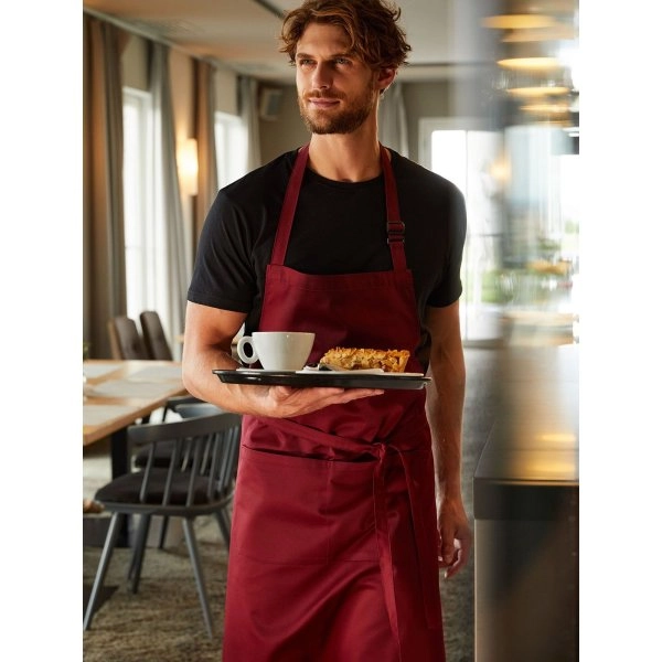 apron-with-bib-3.webp