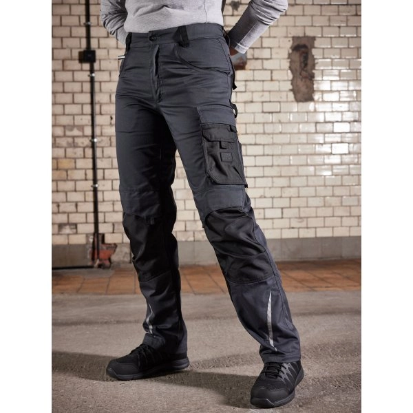 winter-workwear-pants-strong--4.webp