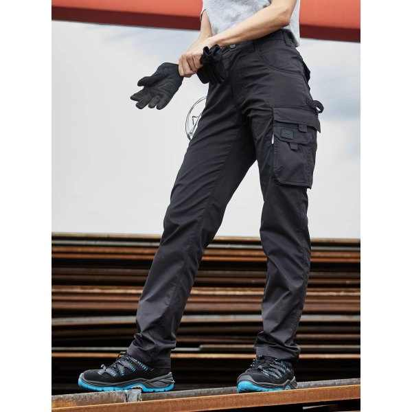 workwear-pants-light-slim-line-3.webp