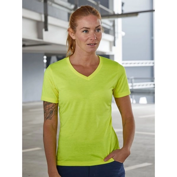 ladies-signal-workwear-t-shirt-6.webp