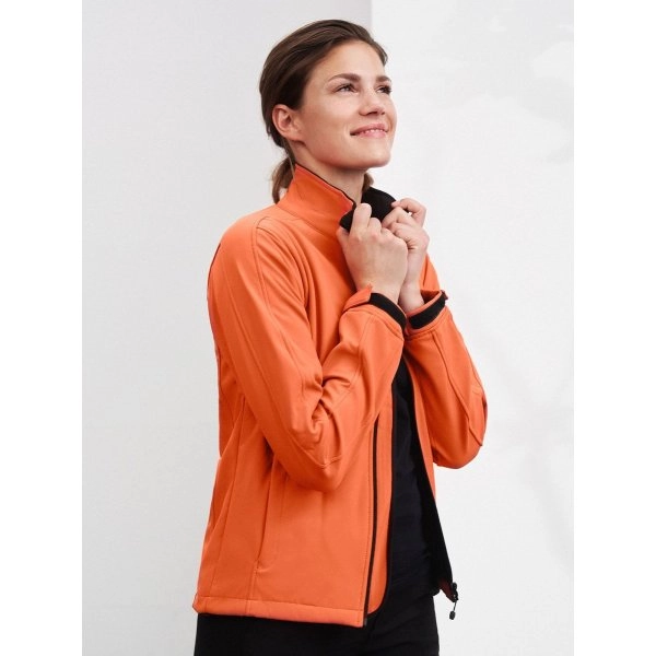 ladies-softshell-jacket-1.webp