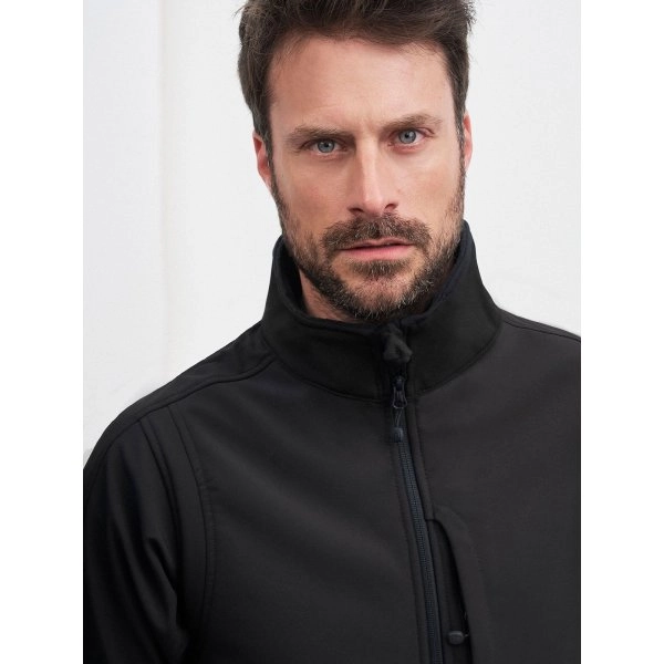 mens-softshell-jacket-9.webp