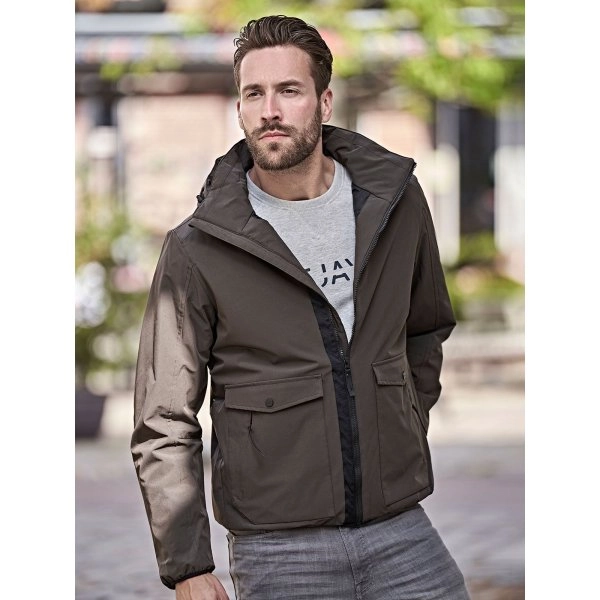 urban-adventure-jacket-5.webp