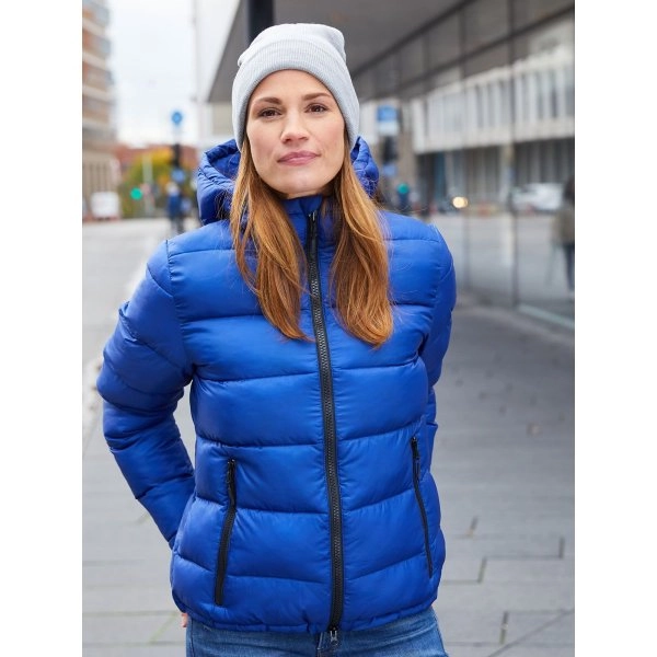 ladies-padded-jacket-11.webp