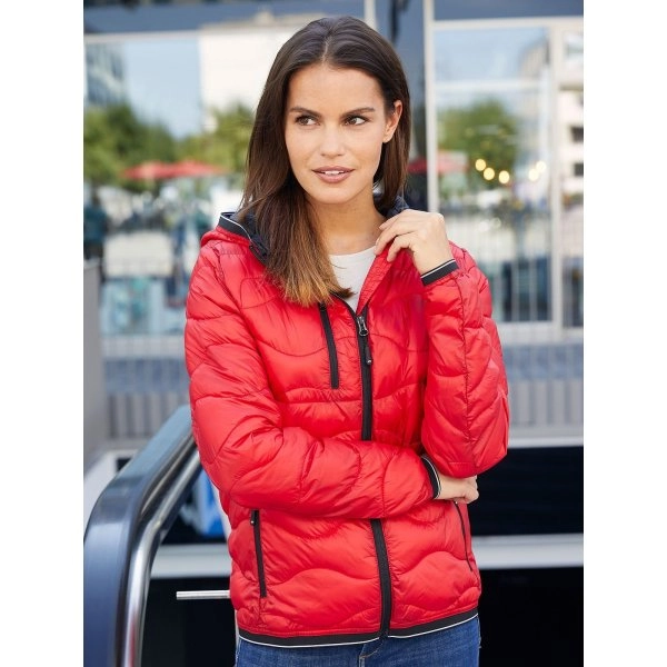 ladies-padded-jacket-11.webp