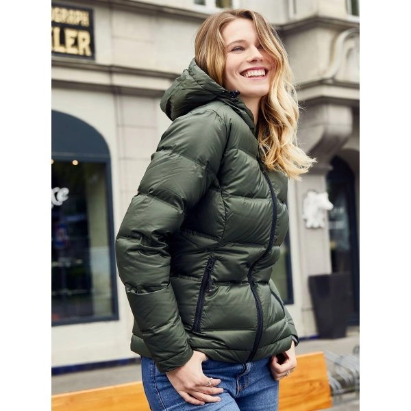 ladies-hooded-down-jacket-11.webp