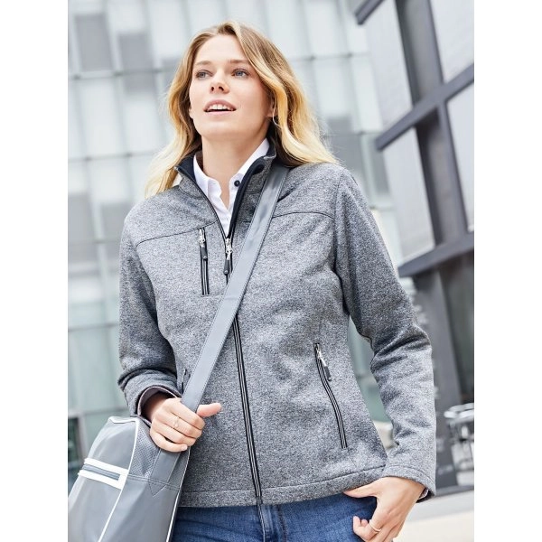 ladies-softshell-jacket-1.webp