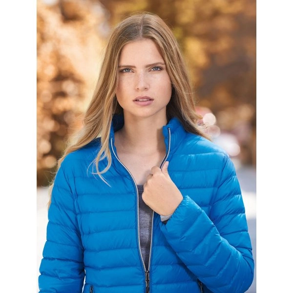 ladies-down-jacket-17.webp