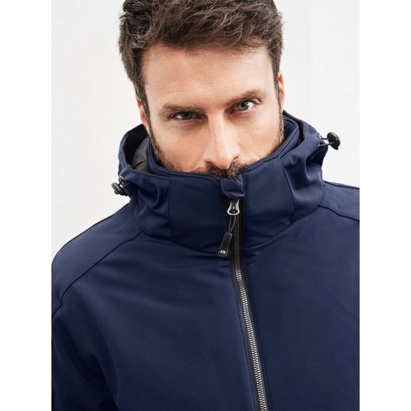 mens-wintersport-jacket-7.webp