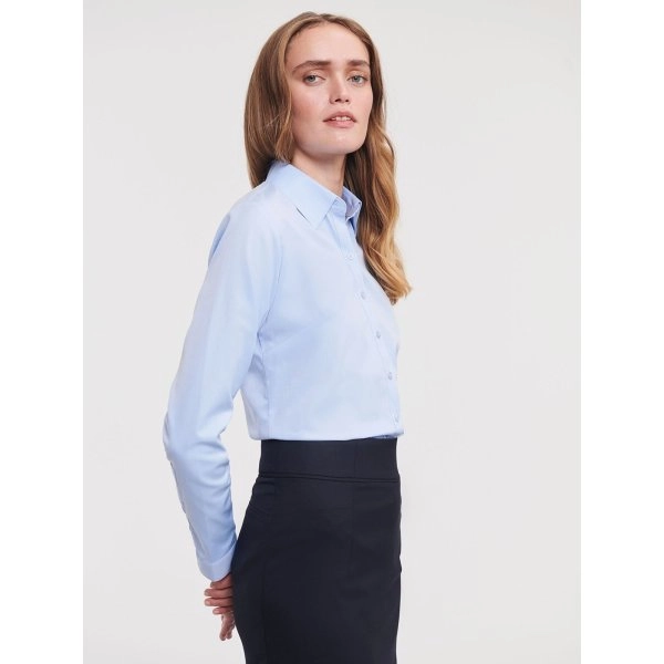 ladies-long-sleeve-tailored-herringbone-shirt-2.webp