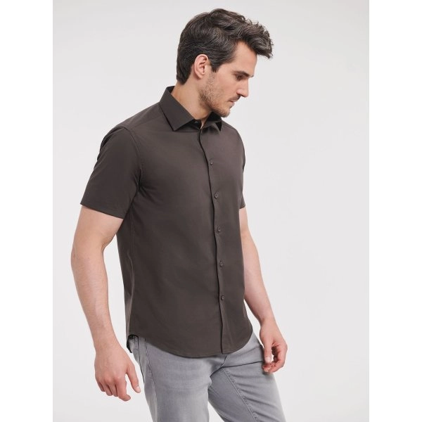 mens-short-sleeve-easy-care-fitted-shirt-2.webp