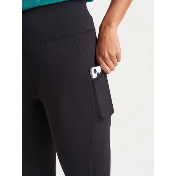 womens-recycled-tech-leggins-3.webp