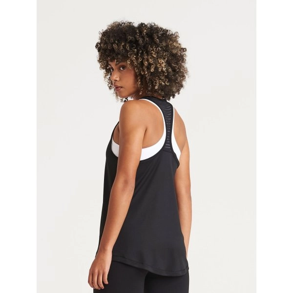 girlie-cool-smooth-workout-vest-2.webp