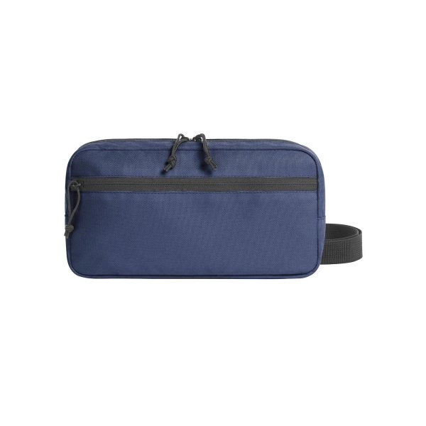 one-shoulder-bag-trend-navy-3.webp