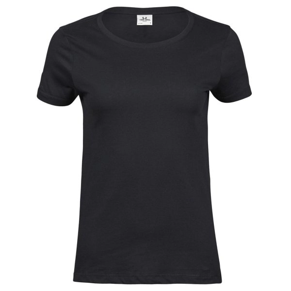 ladiess-luxury-tee-black-5.webp