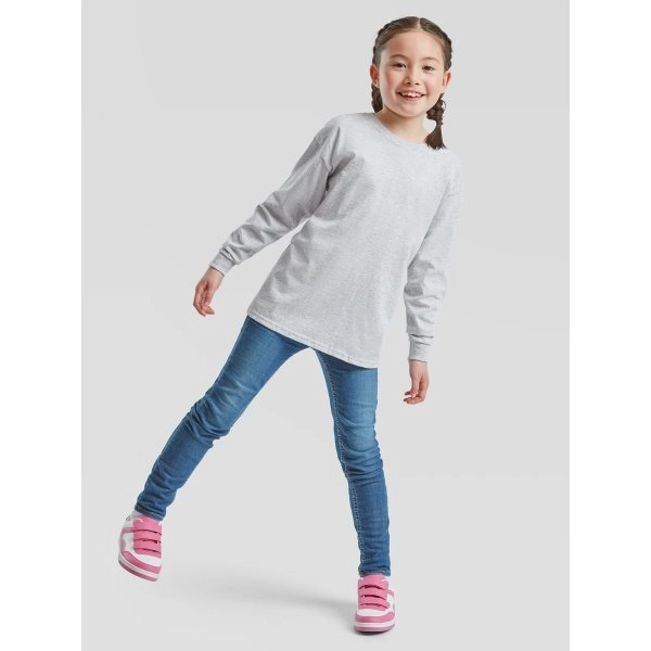 kids-valueweight-long-sleeve-t-4.webp