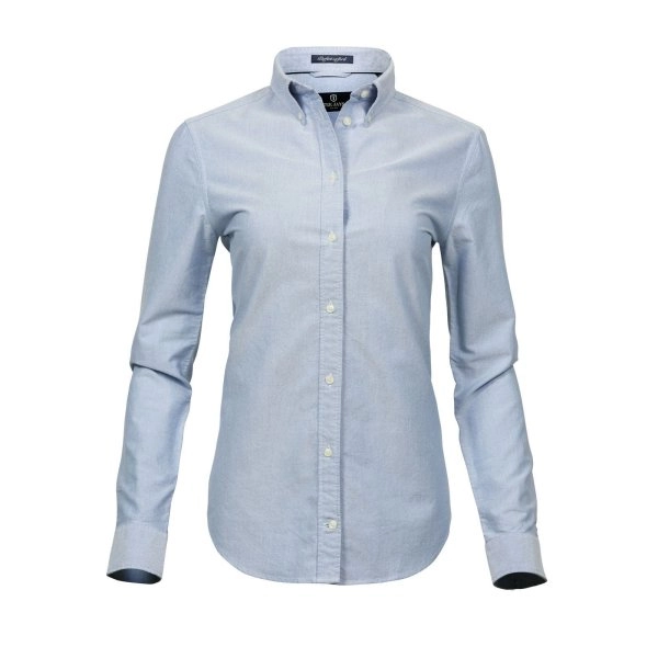 ladies-perfect-oxford-shirt-2.webp