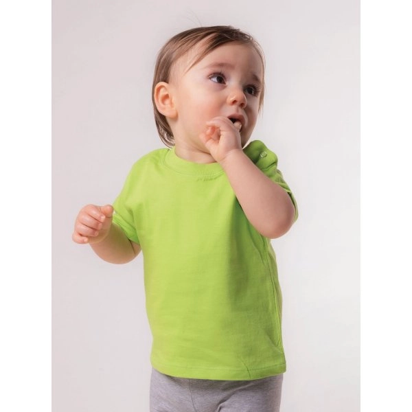 baby-t-shirt-1.webp