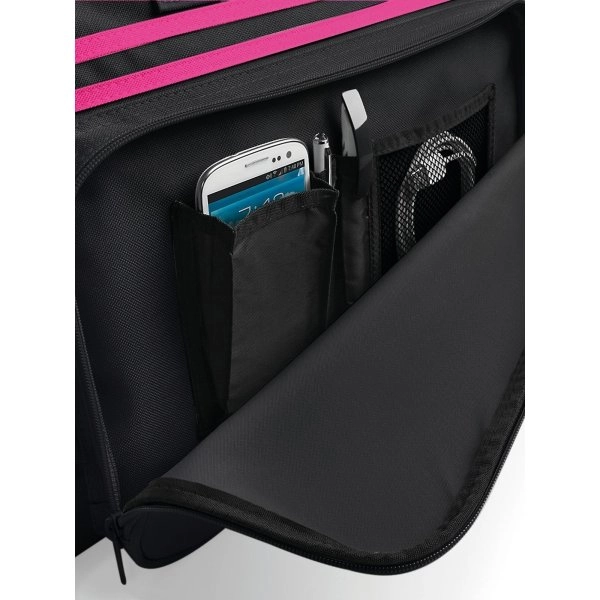 retro-bowling-bag-black-fuchsia-39.webp