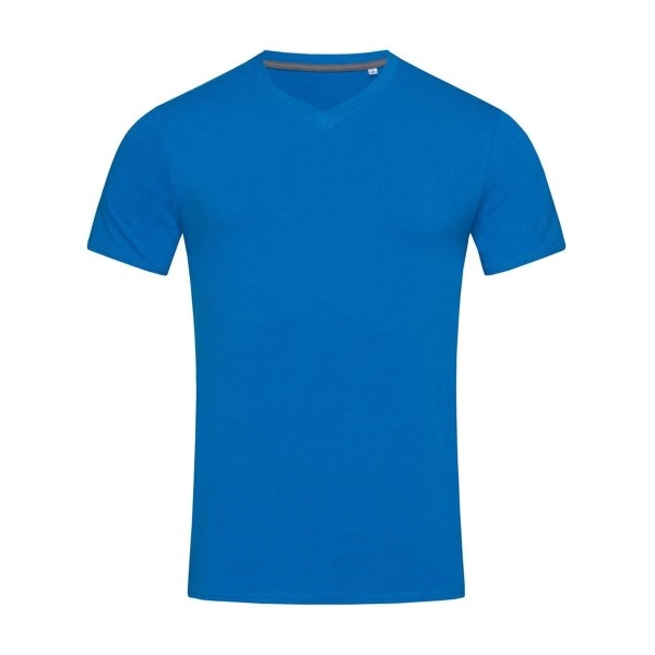 clive-v-neck-4.webp