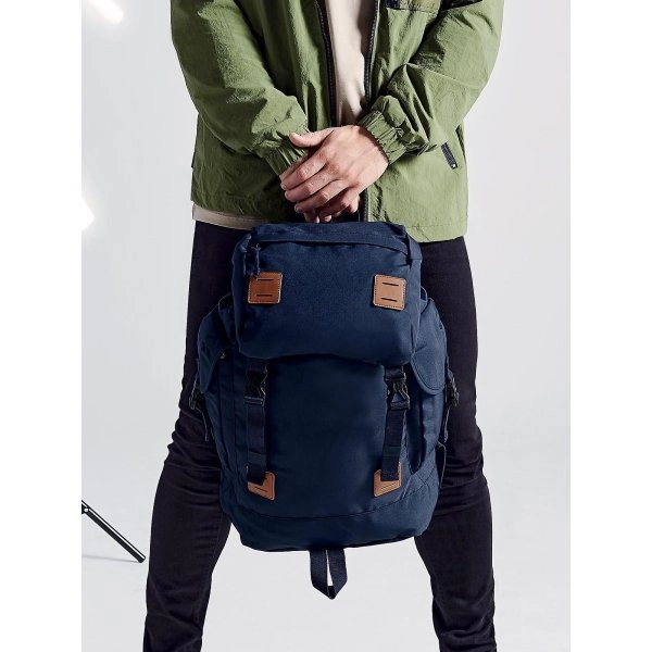 urban-explorer-backpack-2.webp