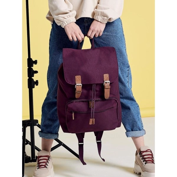 vintage-laptop-backpack-2.webp