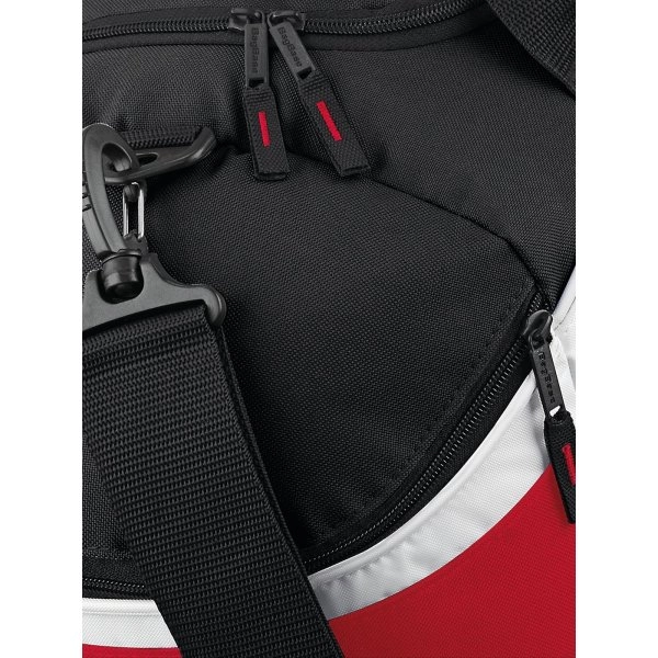 teamwear-holdall-classic-red-black-white-15.webp