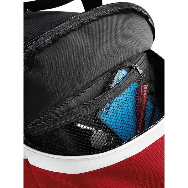 teamwear-holdall-classic-red-black-white-16.webp