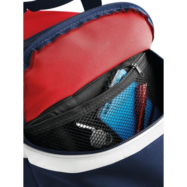 teamwear-holdall-french-navy-classic-red-white-46.webp