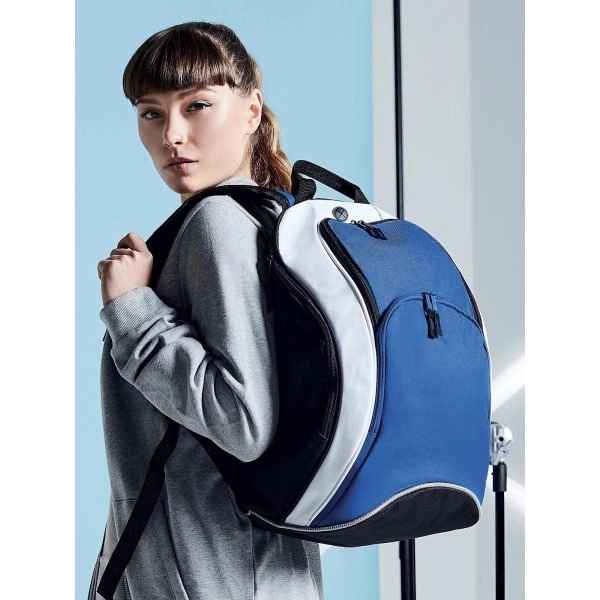 teamwear-backpack-2.webp