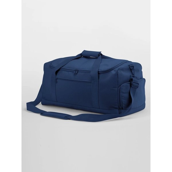 medium-training-holdall-dark-royal-5.webp