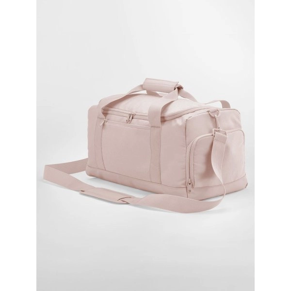 small-training-holdall-fresh-pink-4.webp