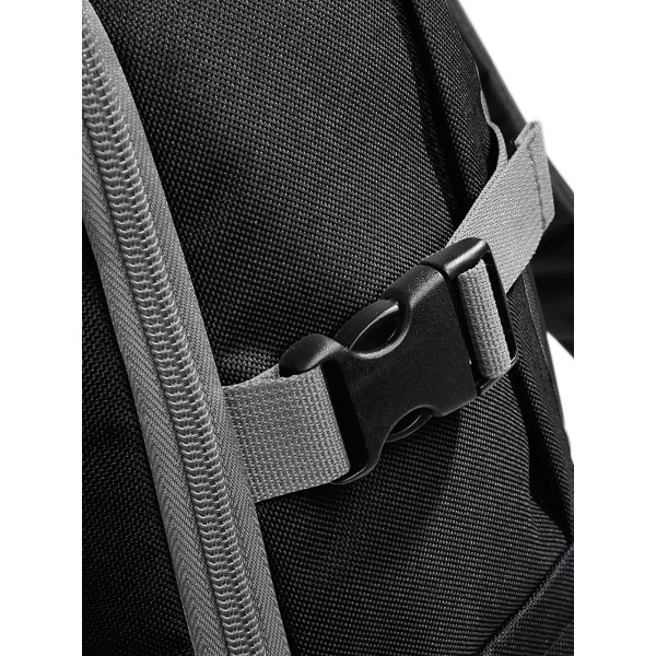 sports-backpack-black-19.webp