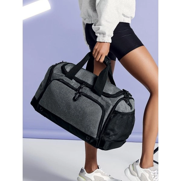 athleisure-holdall-10.webp