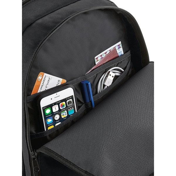 universal-backpack-black-11.webp